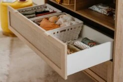 Commode Bilal 100cm 2 Lades - Eik/geprint Rafia -Kinderkamer Meubelen Bali 67A Wickelkommode Detail 3 90f7