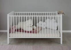 Babybed Ole | 147 X 76 X 83 Cm | Wit -Kinderkamer Meubelen Ole BZ 1839 620 01 frontal D 20180822 08e8 scaled
