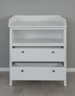 Luiertafel Ole | 90 X 78 X 104 | Wit -Kinderkamer Meubelen Ole BZ 1839 630 01 frontal ge f 20180822 87cb scaled