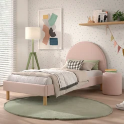 Nachttafeltje / Poef Maeva 41x41cm - Roze Bouclé Stof -Kinderkamer Meubelen Ontwerp zonder titel 2023 09 14T161937.708 9d40