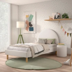 Nachttafeltje / Poef Maeva 41x41cm - Witte Bouclé Stof -Kinderkamer Meubelen Ontwerp zonder titel 2023 09 14T163146.007 8a9e