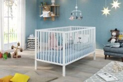 Babybed Universal | Drie Uitneembare Spijlen | 144 X 78 X 84 Cm | Wit -Kinderkamer Meubelen Universal Babybett BZ 1101 620 01 dynamisch D 20220530 cd53