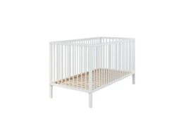 Babybed Universal | Drie Uitneembare Spijlen | 144 X 78 X 84 Cm | Wit -Kinderkamer Meubelen Universal Babybett BZ 1101 620 01 dynamisch Freisteller 20220530 6659 scaled