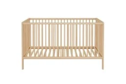 Babybed Universal | Drie Uitneembare Spijlen | 144 X 78 X 84 Cm | Massief Beukenhout 16 Babybed Universal | Drie Uitneembare Spijlen | 144 X 78 X 84 Cm | Massief Beukenhout -Kinderkamer Meubelen Universal Babybett BZ 1101 620 C3 frontal Freisteller 20220530 388e